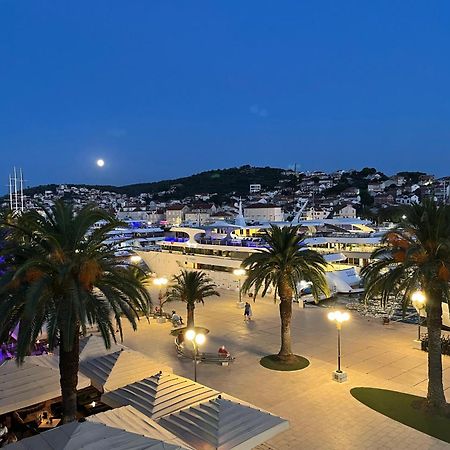 Dinka Old Town Apartment With Sea View Trogir Exterior foto