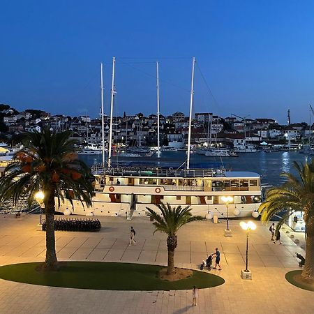 Dinka Old Town Apartment With Sea View Trogir Exterior foto